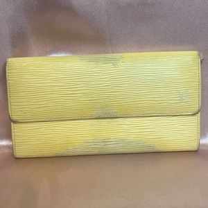 Louis Vuitton Tassil Yellow Sarah Lv888 Epi Leather Wallet